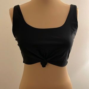 Knotted baithingsuit top
